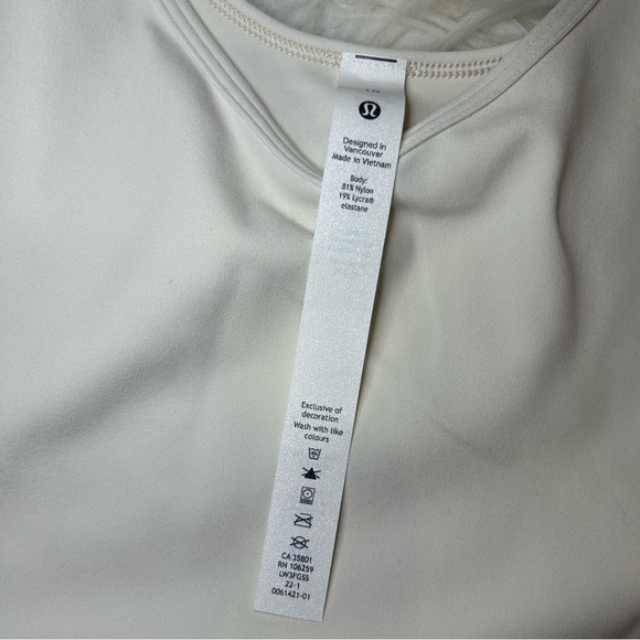 LULULEMON Align T-Shirt - Picture 7 of 8
